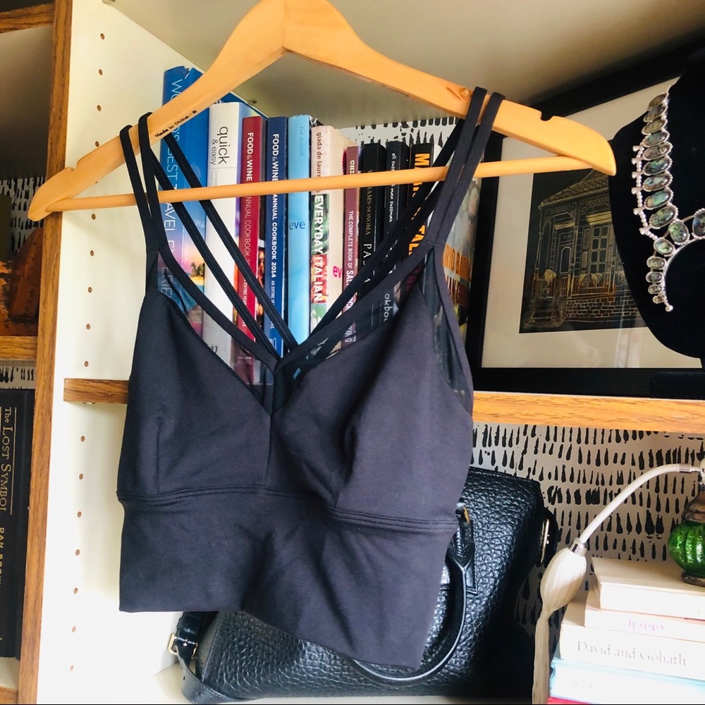 NWOT Alo Yoga // Sneak Long Bra - Picture 4 of 11